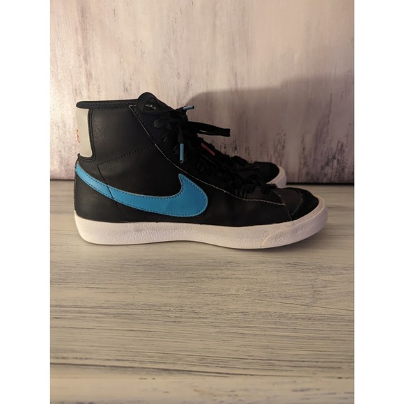Kids Nike Blazer fusion mid level trainers - Picture 5 of 12